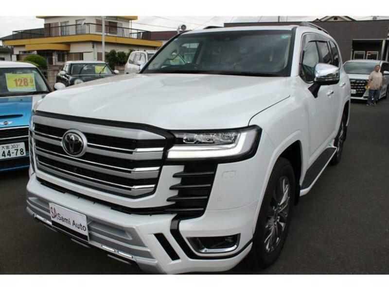 LAND CRUISER