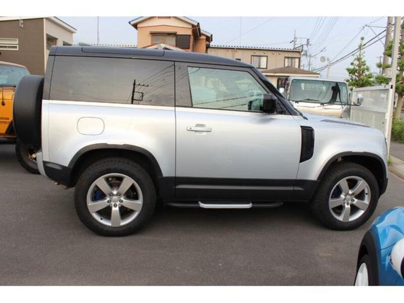 DEFENDER