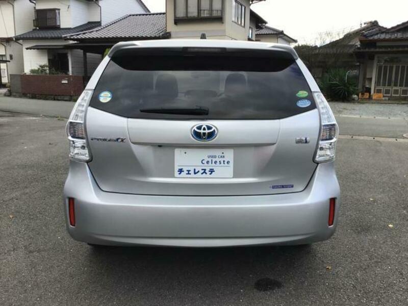 PRIUS ALPHA