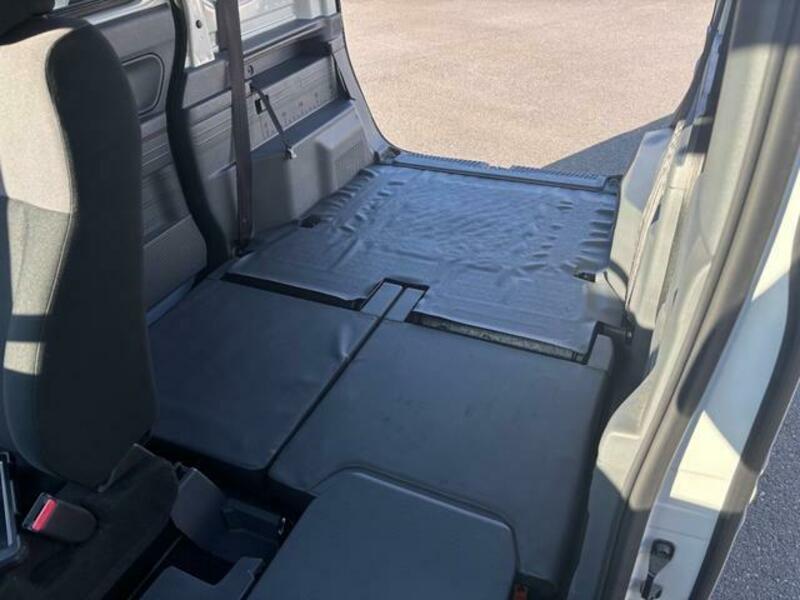 N-VAN