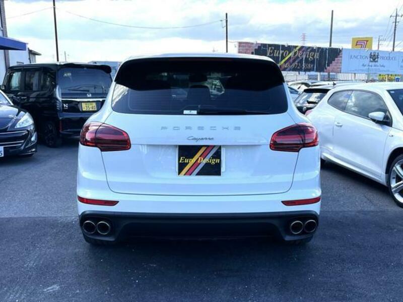 CAYENNE