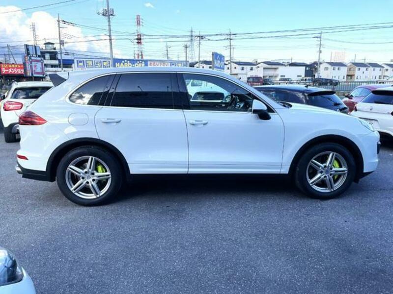 CAYENNE
