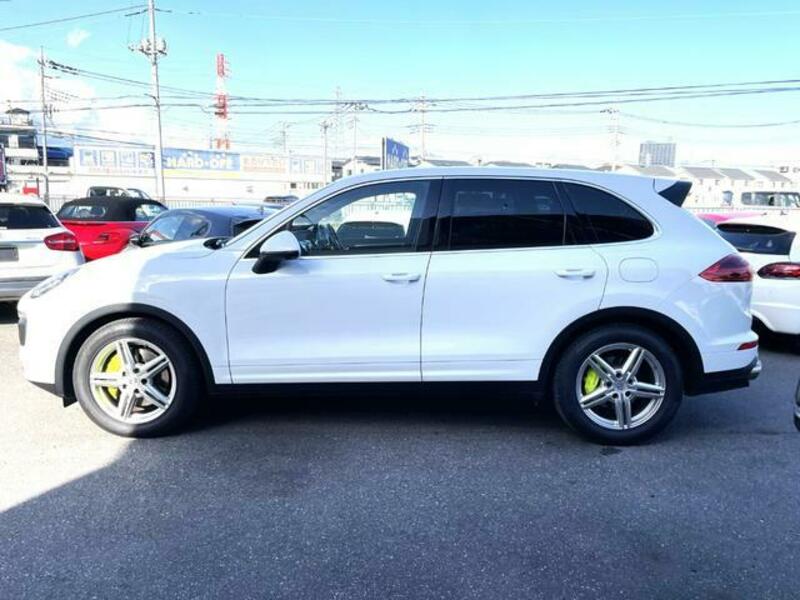 CAYENNE