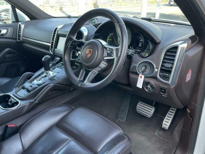 CAYENNE