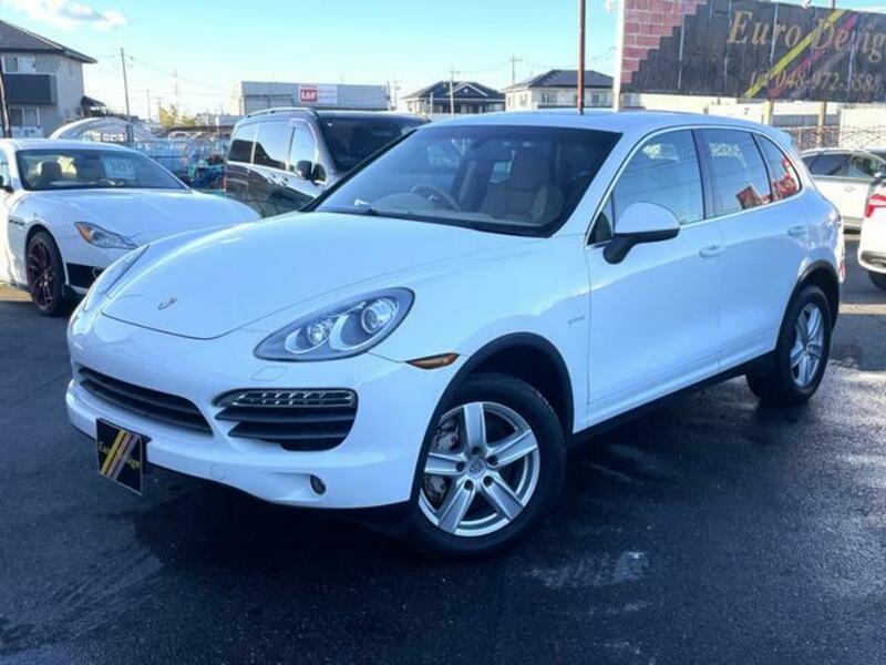 PORSCHE CAYENNE