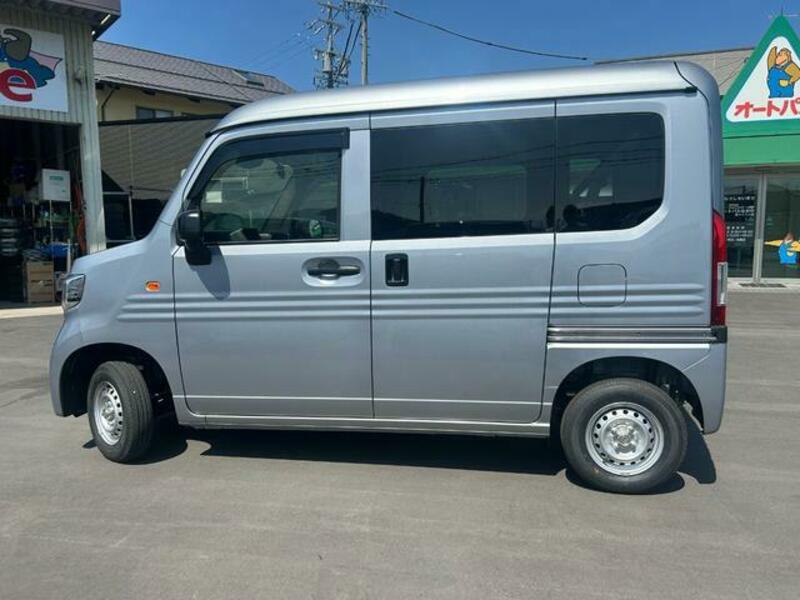 N-VAN