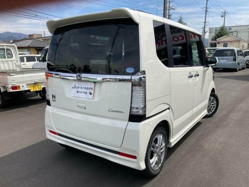 N BOX CUSTOM