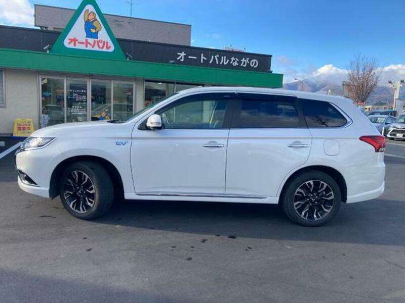 OUTLANDER PHEV