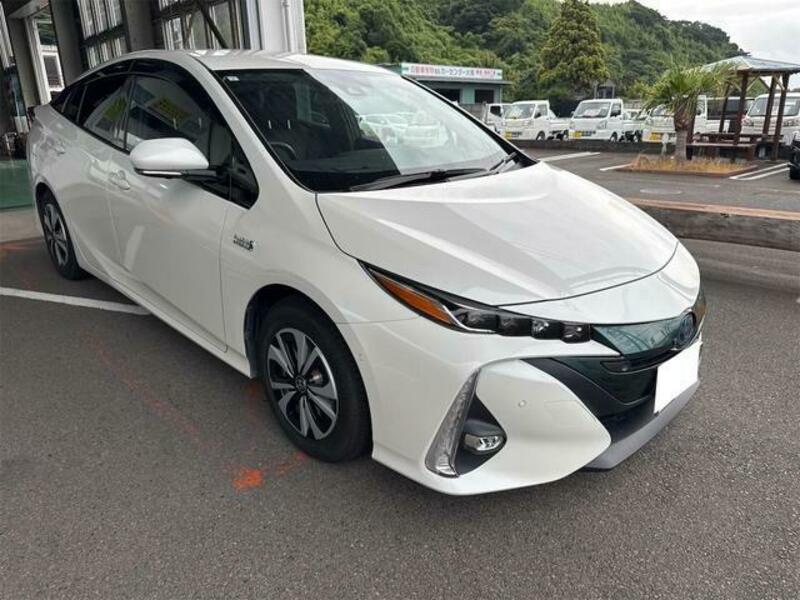 PRIUS PHV