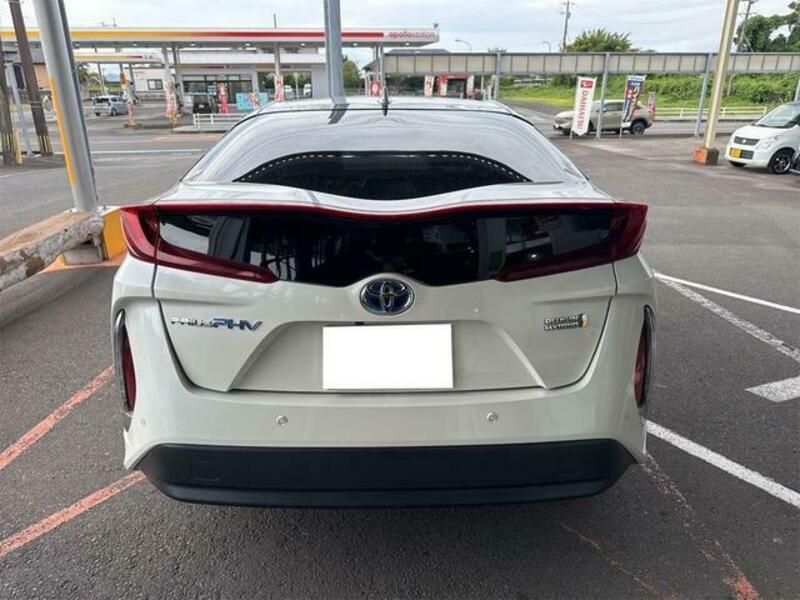 PRIUS PHV