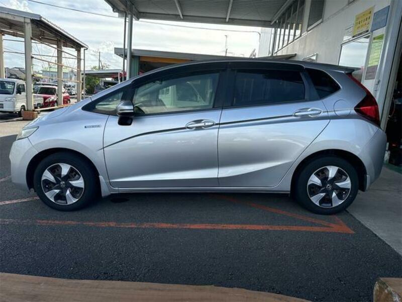 FIT HYBRID