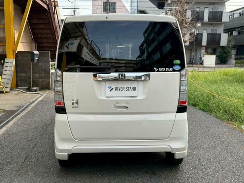 N BOX