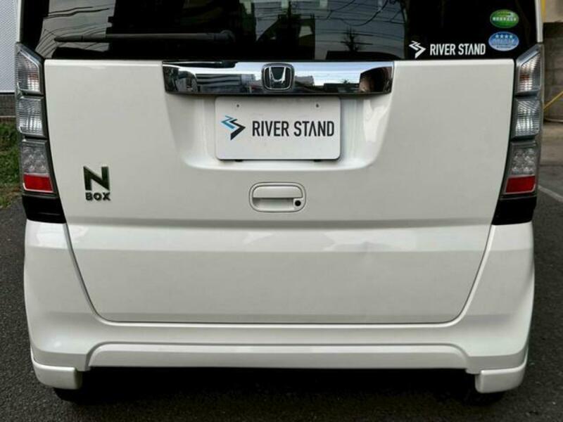 N BOX