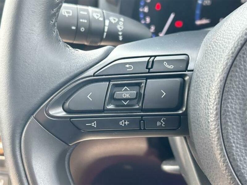 YARIS CROSS