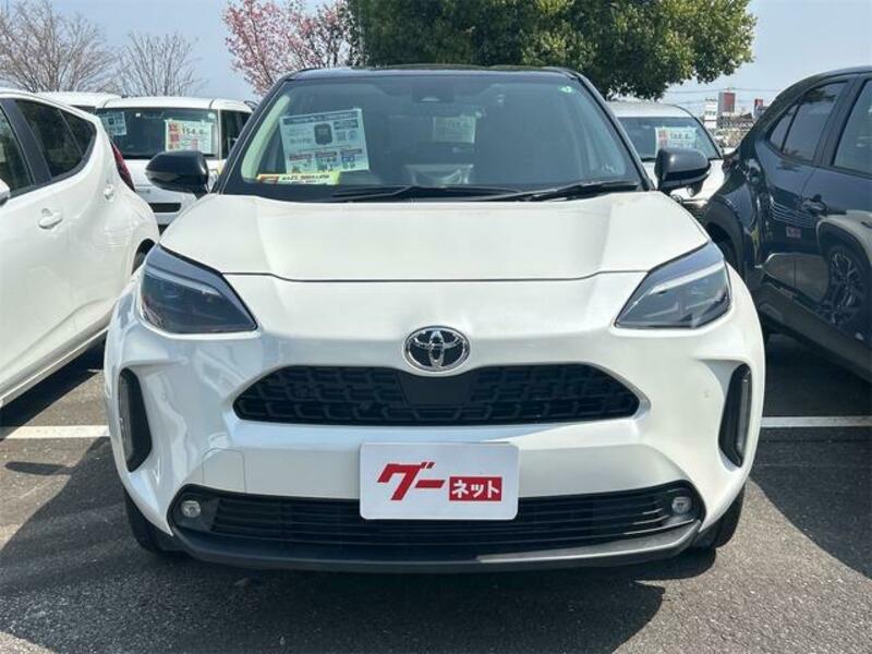 YARIS CROSS
