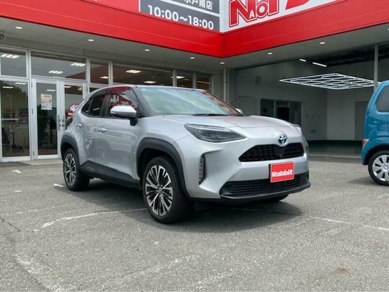 YARIS CROSS
