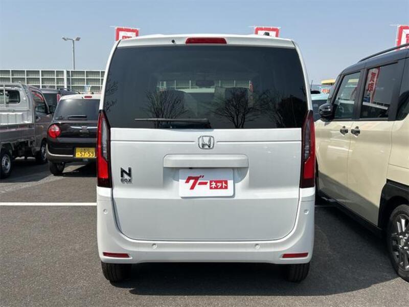 N BOX