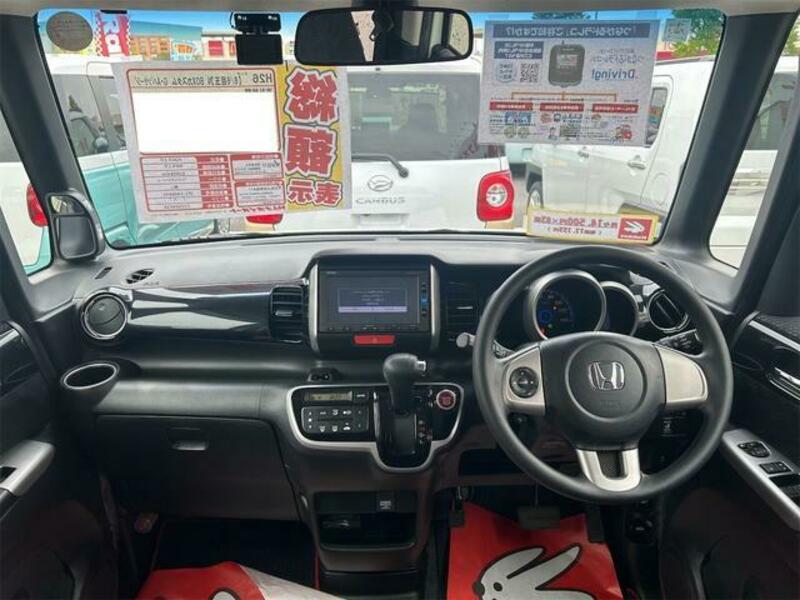 N BOX CUSTOM