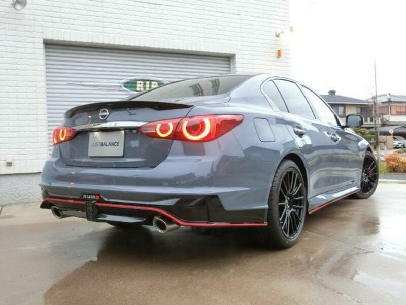 SKYLINE