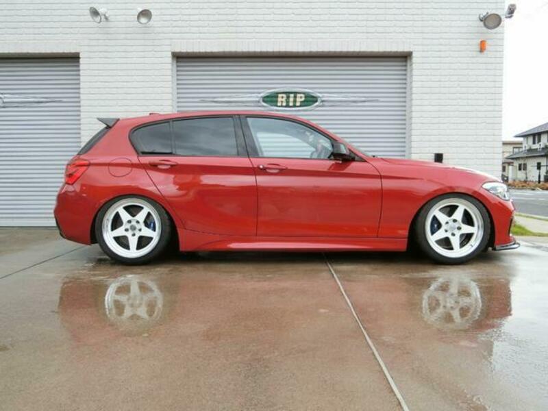 1 SERIES
