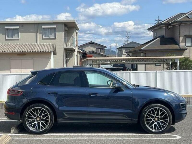 MACAN