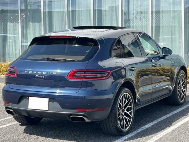 MACAN