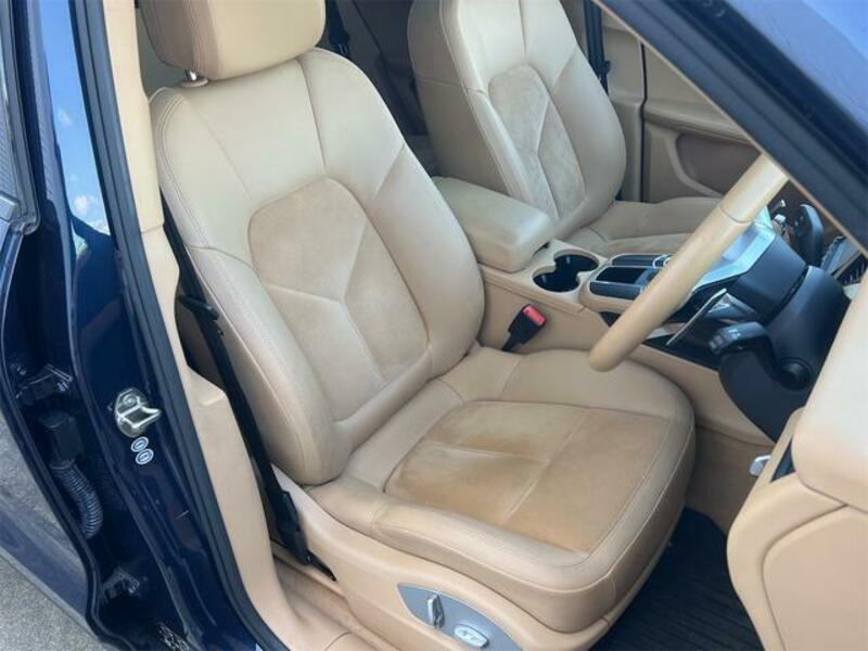 MACAN