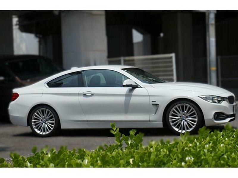4 SERIES