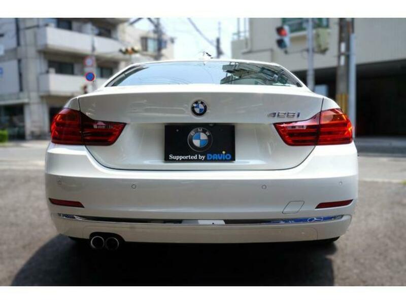 4 SERIES