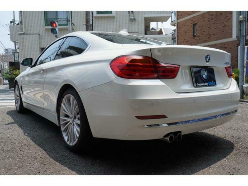 4 SERIES