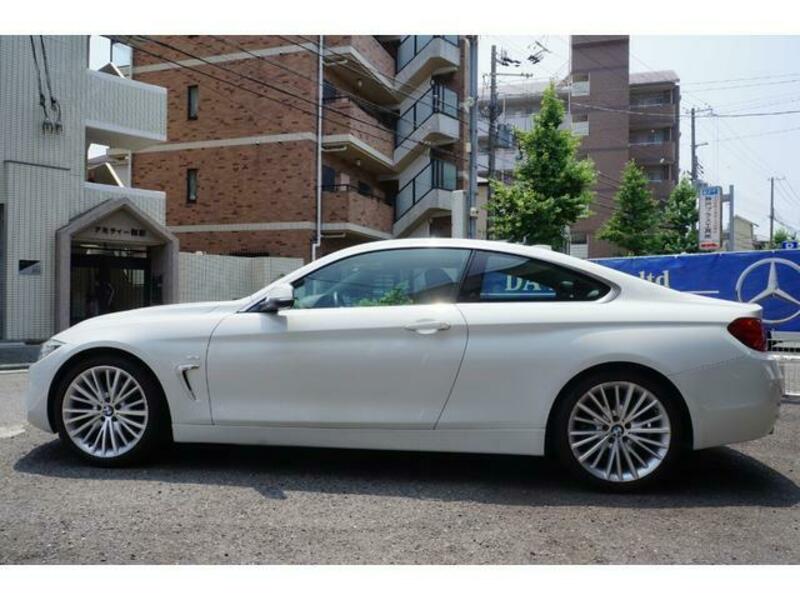 4 SERIES