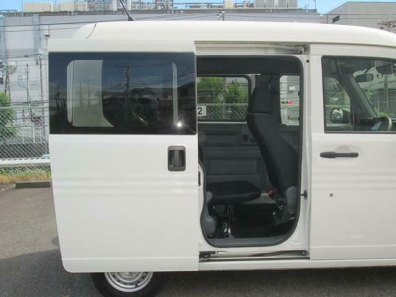 N-VAN