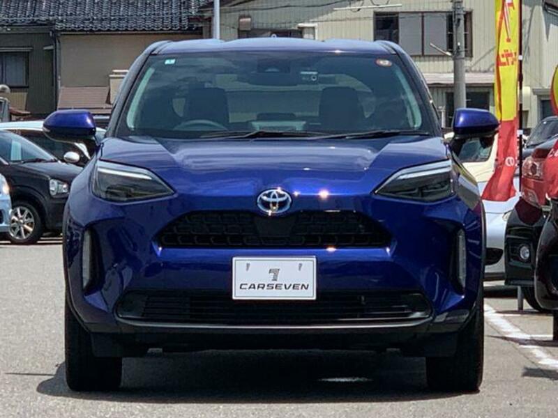 YARIS CROSS