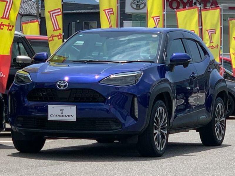 YARIS CROSS