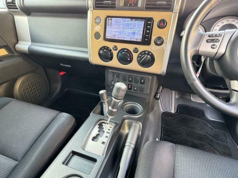 FJ CRUISER