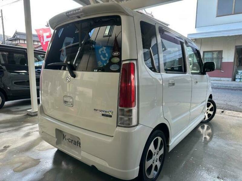 WAGON R