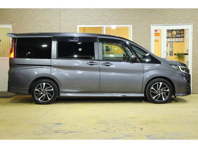 STEPWAGON SPADA