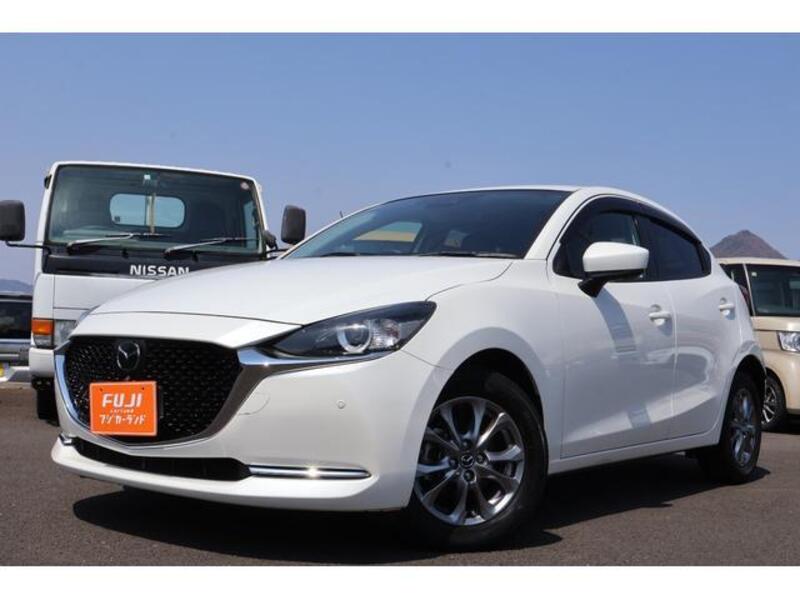 MAZDA2