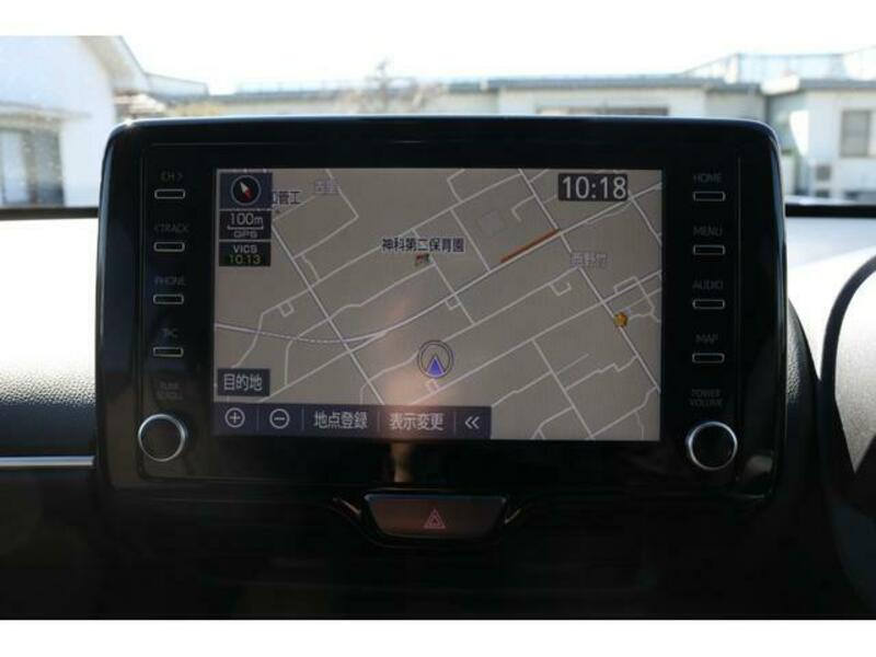 YARIS CROSS