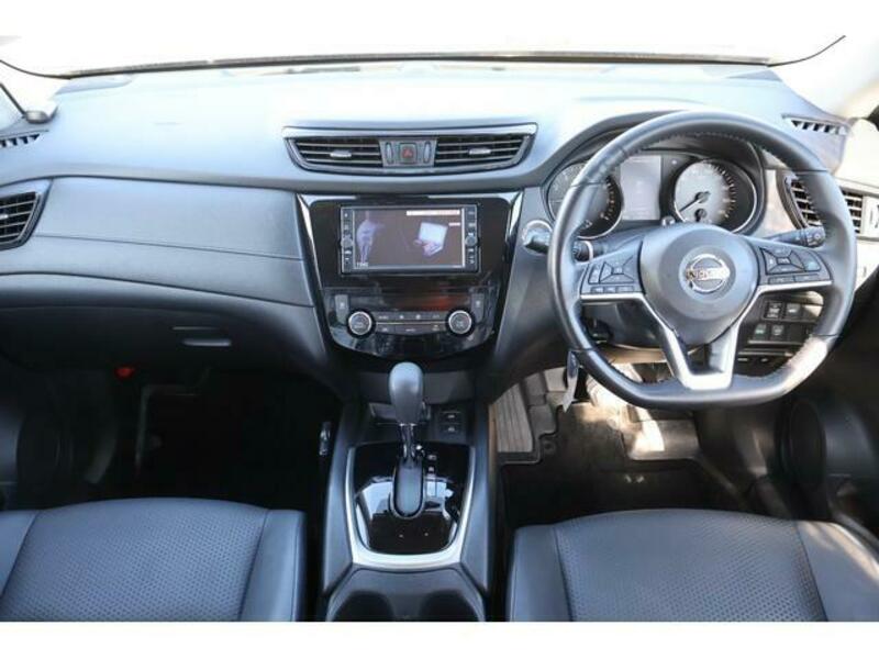 X-TRAIL