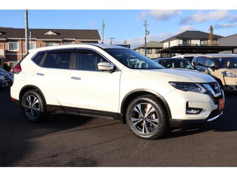 X-TRAIL