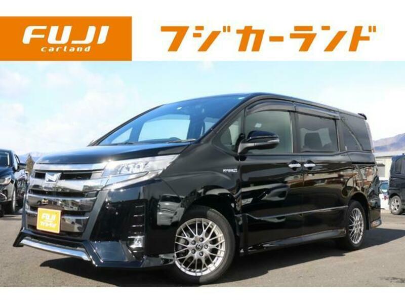TOYOTA NOAH