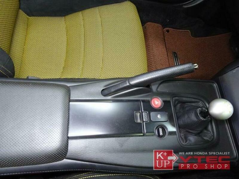 S2000
