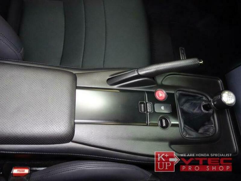 S2000