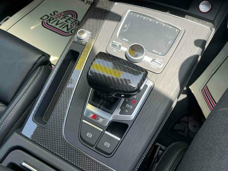 SQ5