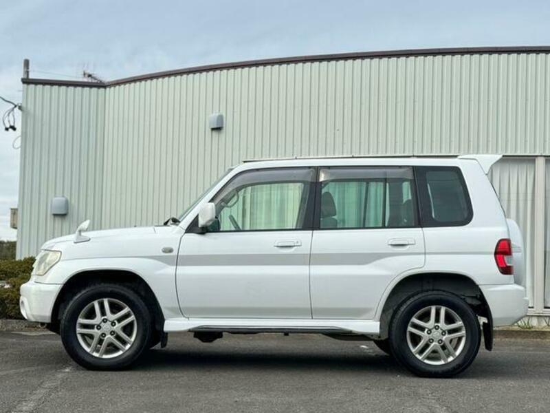 PAJERO IO