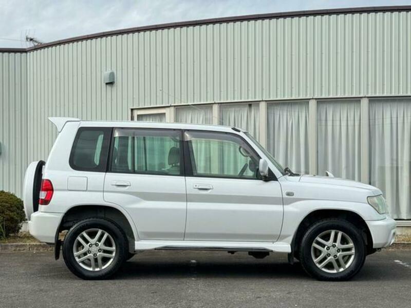 PAJERO IO