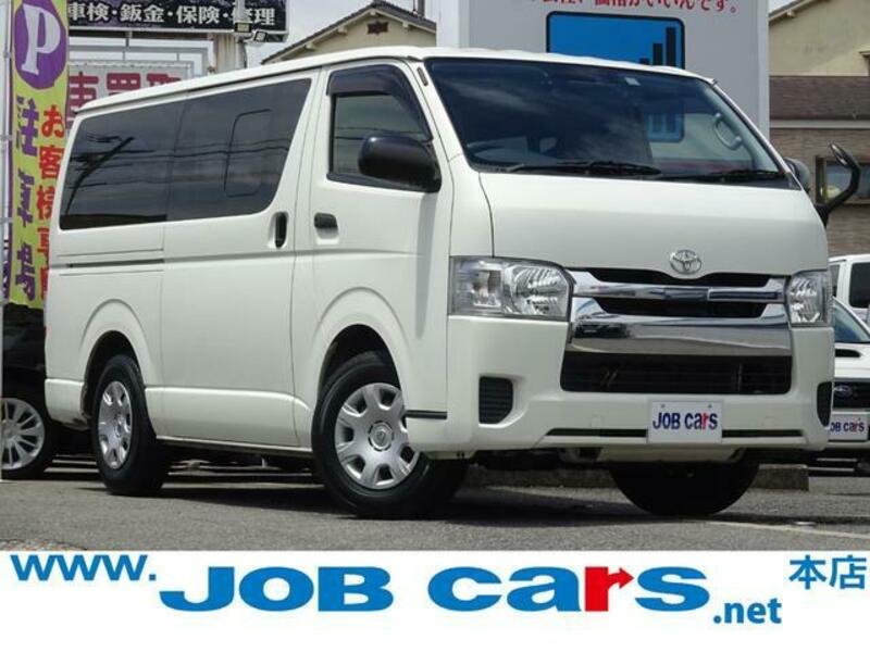 TOYOTA HIACE VAN