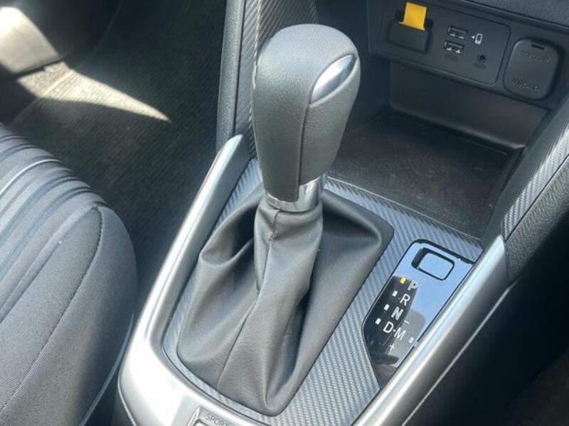 MAZDA2