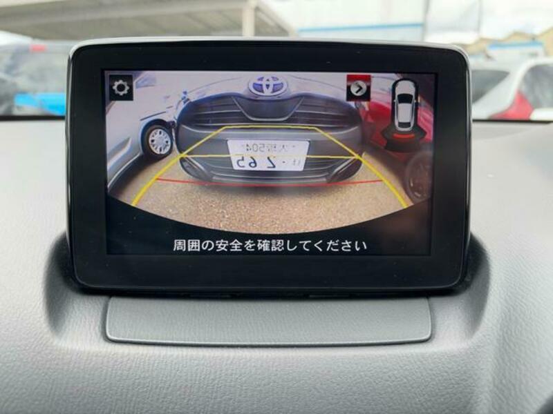 MAZDA2